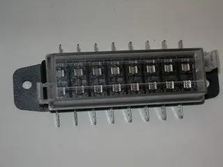 Block, Fuse - 8 Blade Fuse Positions 1