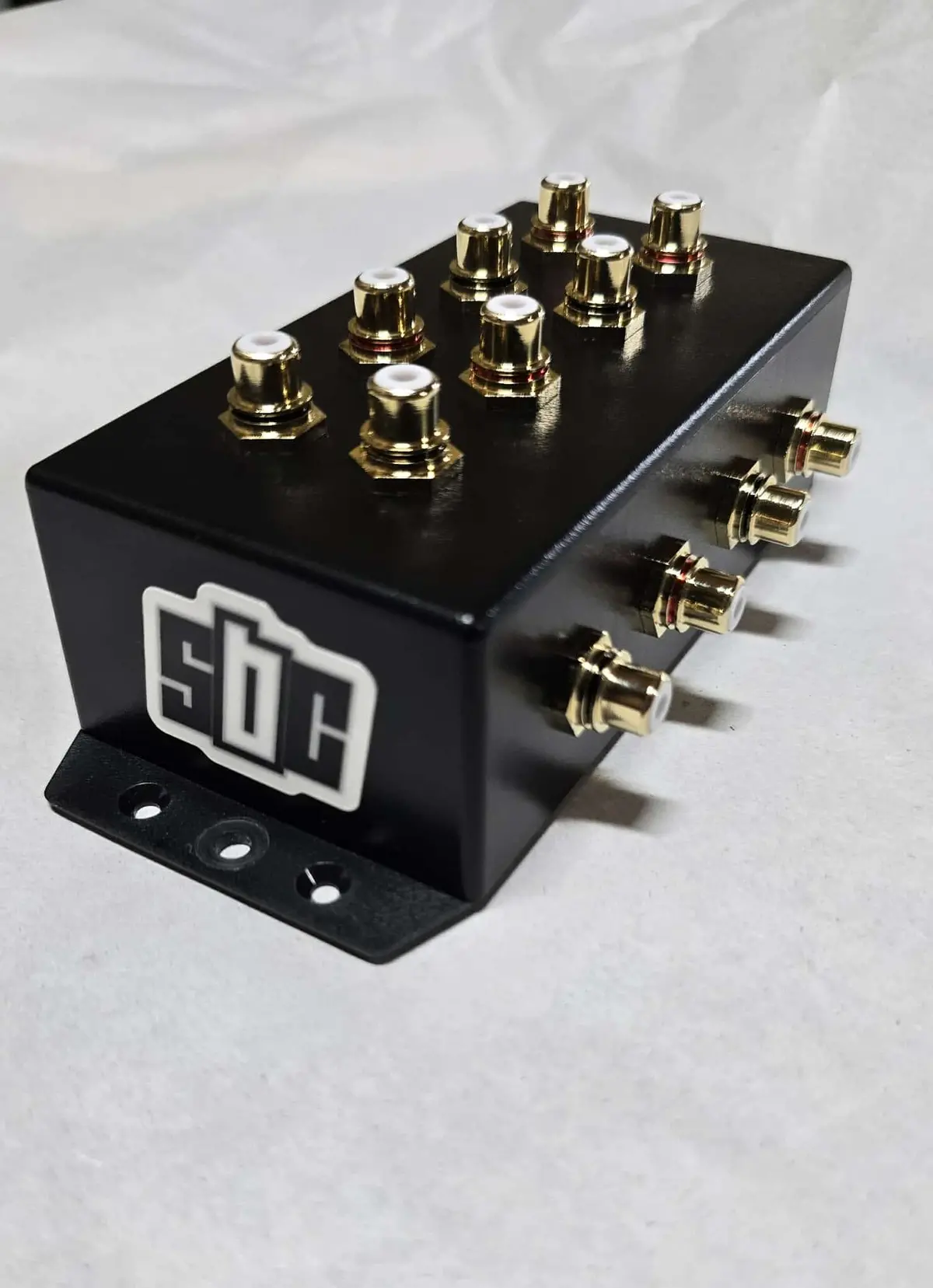 Sbc Cock Box 2 In 4 Out Plastic Rca Distribution Box 1