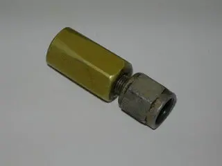 Fitting, Straight Flared - High Pressure - #4 - Stratoflex 1