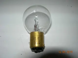 Lamp, 28V - 9A - General Electric 1