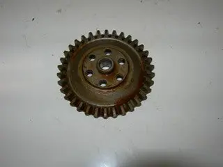 Gear, Vacuum Pump/Fuel Injector Drive 1