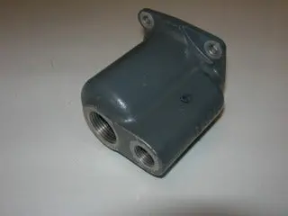 Housing, Thermostatic Valve & Oil Pressure Screen 1