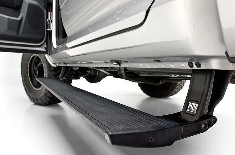 Amp Research Running Board Power Steps For '14-'18 Chevy Silverado / Gmc Sierra 1500 & '15-'19 Silverado / Sierra 2500/3500 1