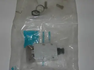 Breaker, Circuit - Push/Pull - 15 Amp - Mechanical Products 1