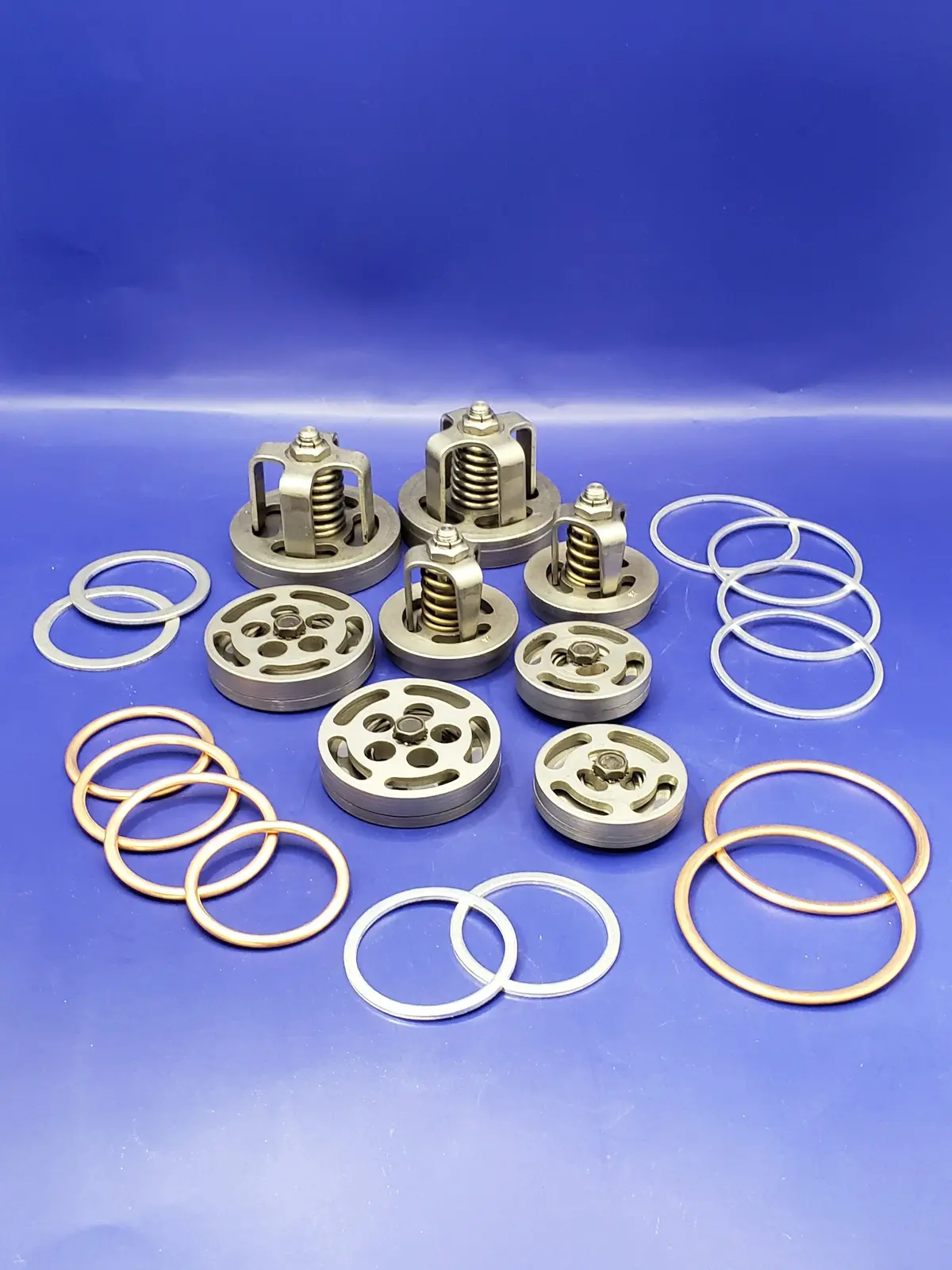 Z6796: Valve Set W/Gaskets,(Pl30) 1