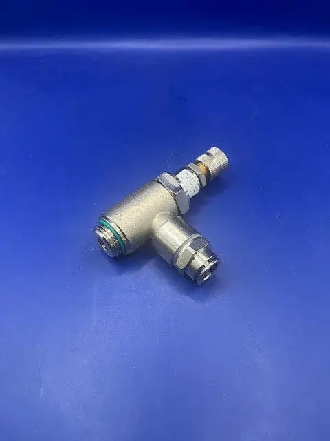 100015173: 8481.809 Valve - Mco-S6510-12-1/2-Viton 1