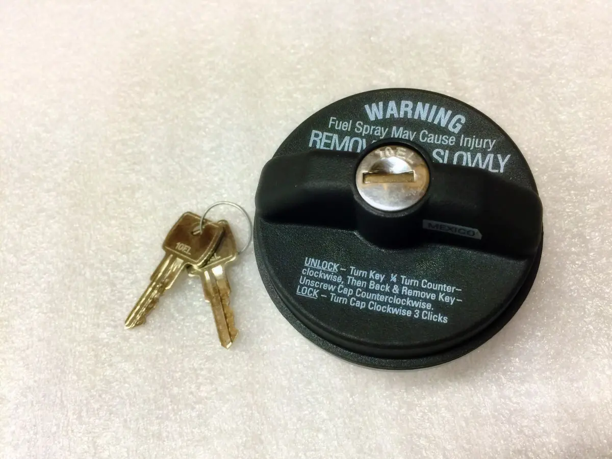 Titan Tanks Locking Black Fuel Cap For Travel Trekker 1