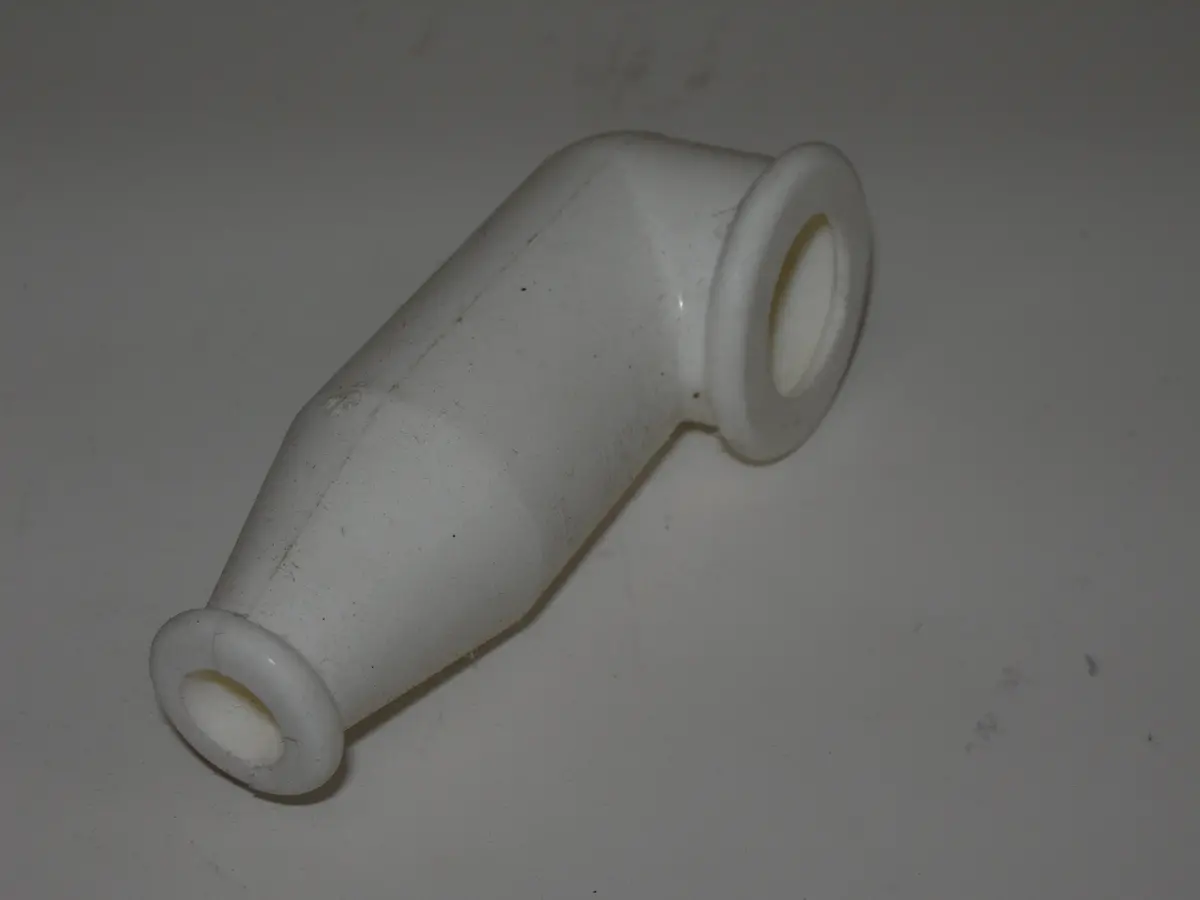 Nipple, Electrical - Terminal - 2.50 Ol - .31 Dia - .56 Hole - White 1
