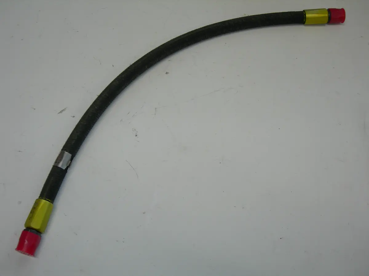 Airward Fuel Flex Hose Assembly - #6 - 21 7/8" Long 1
