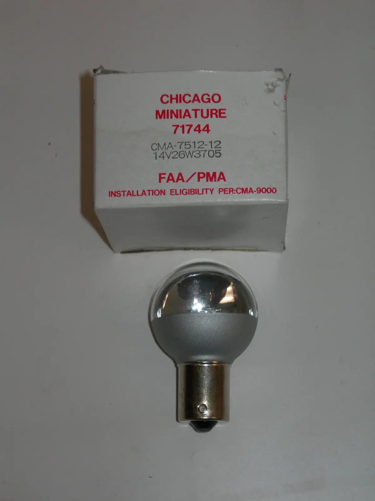 Lamp, 14V - 26W - Nav - Chicago Miniature 1