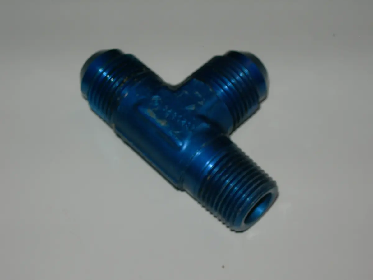 Tee, Pipe On Run/Flare/Flare - 3/8" Npt - 1/2" Tube Od 1