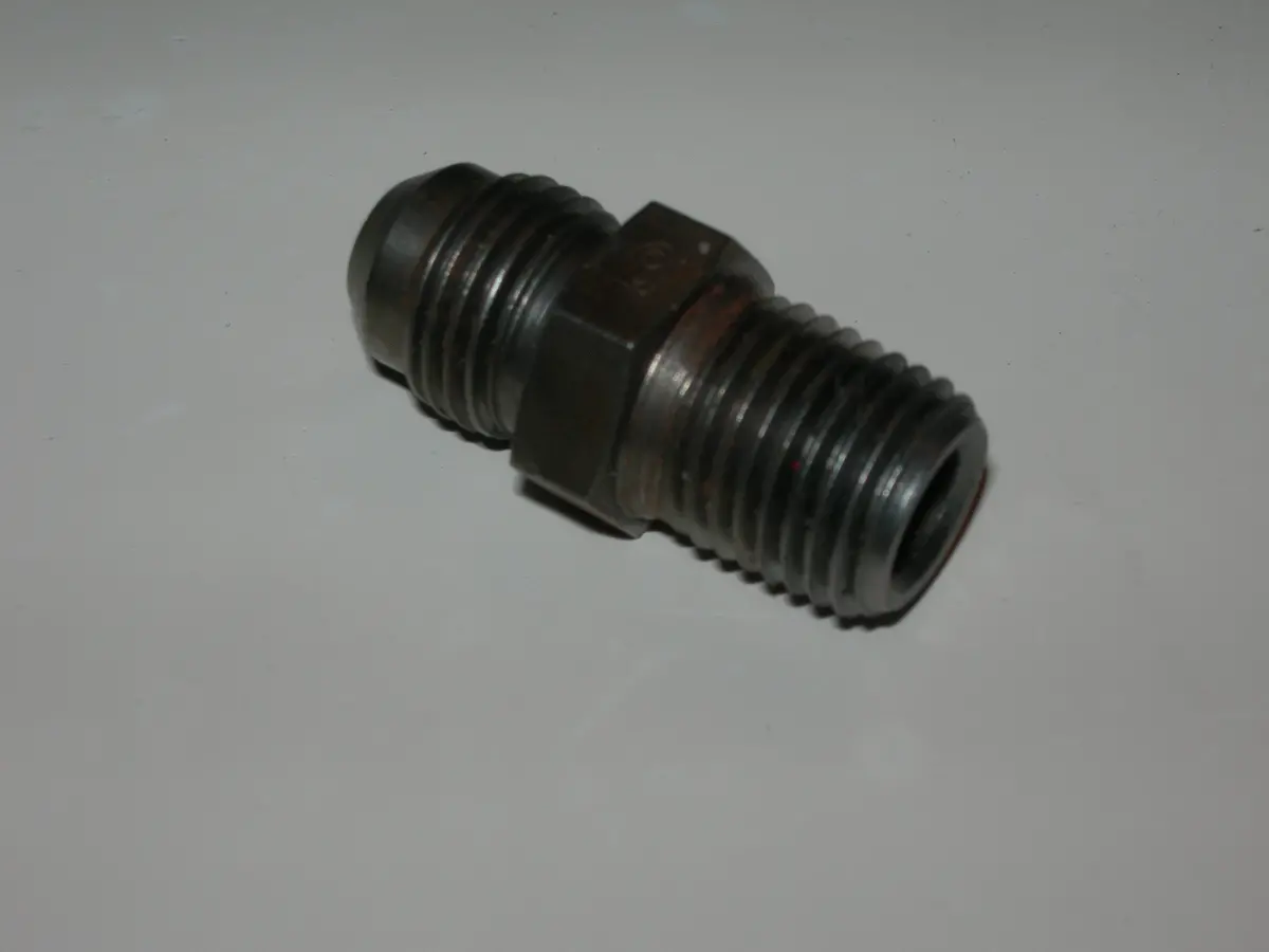 Nipple, Pipe/Flare - Straight - 3/8" Npt - 3/8" Tube Od - Stainless 1