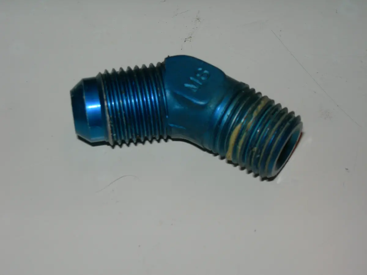 Adapter, Pipe/Flare - 45' - 1/4" Npt - 3/8" Tube Od 1