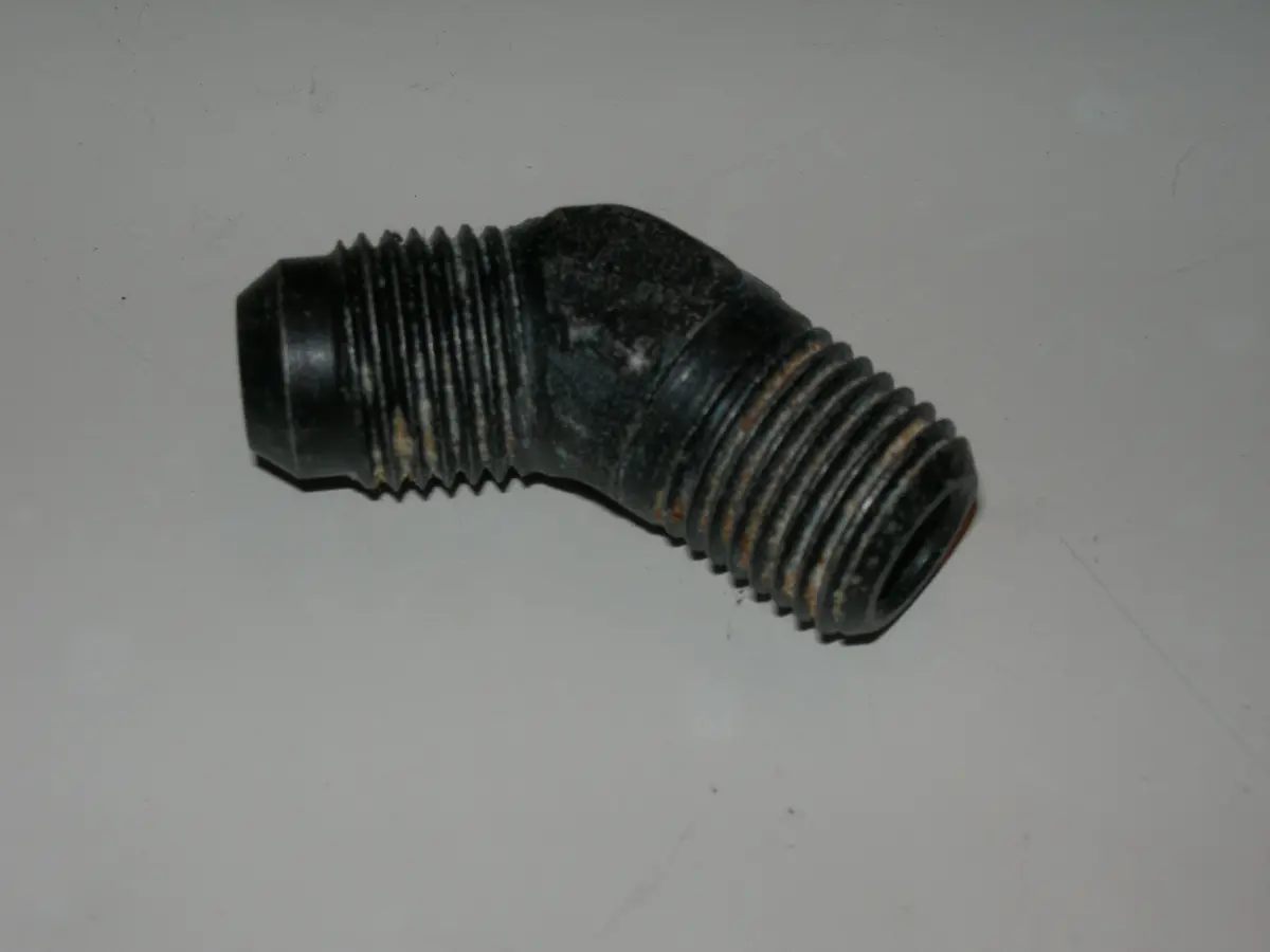 Adapter, Pipe/Flare - 45' - 1/4" Npt - 3/8" Tube Od - Steel 1
