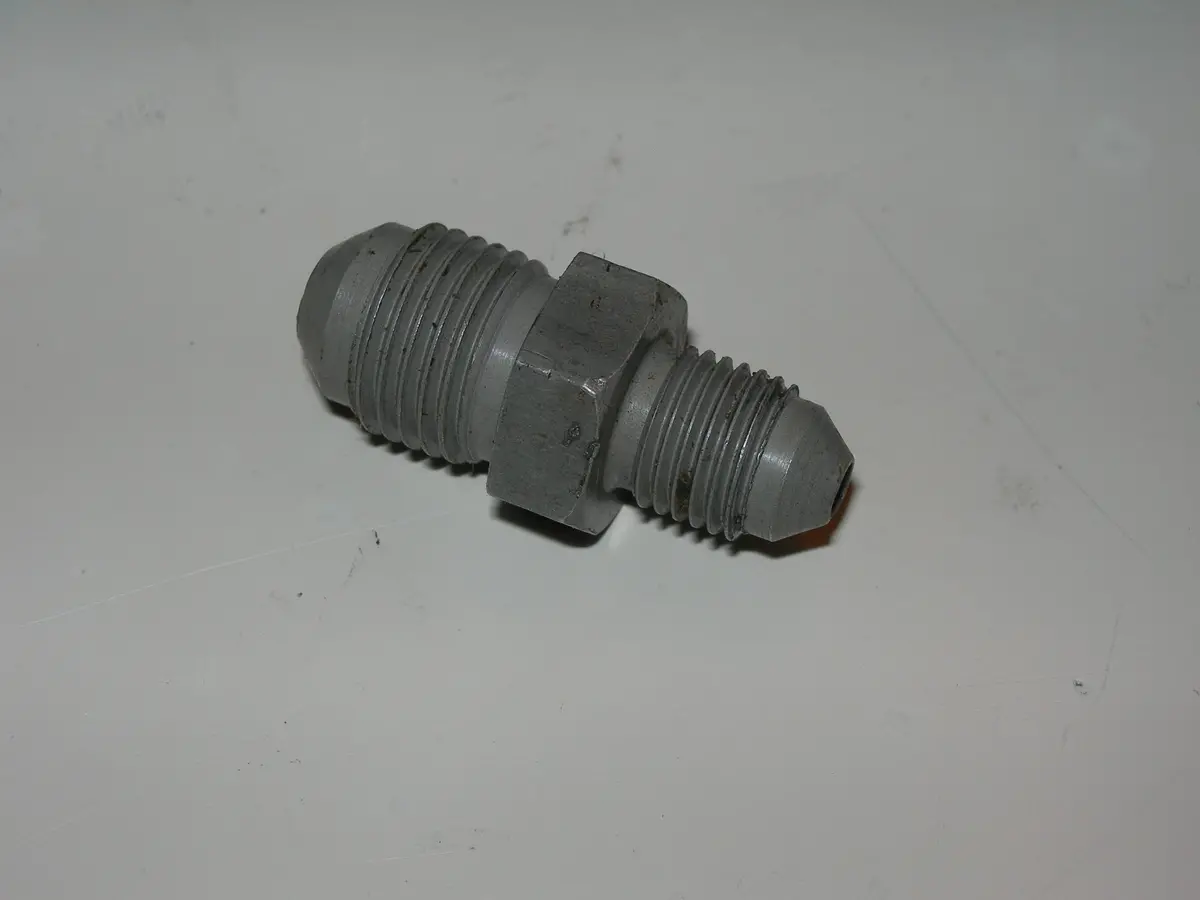 Adapter, Reducer - Male/Male Flare - 3/8" Od Tube To 1/8" Od Tube 1