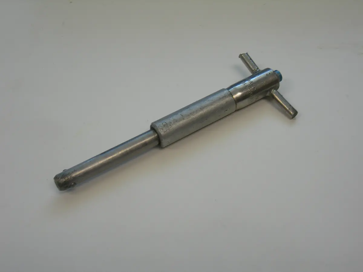 Pin, Pip - Push - 5/16" D - 1 5/8" Grip - Avibank 1