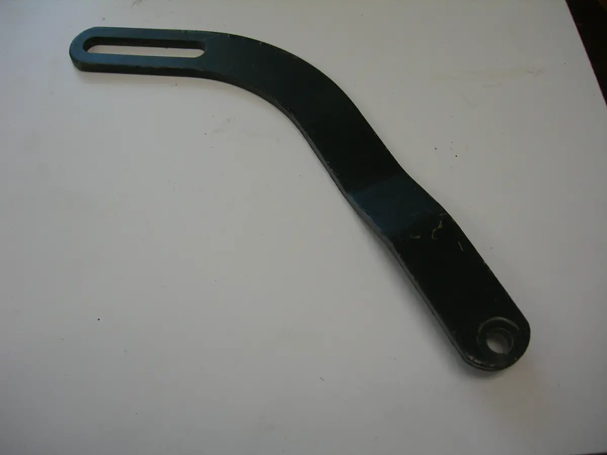 Link, Alternator - Adjusting 1