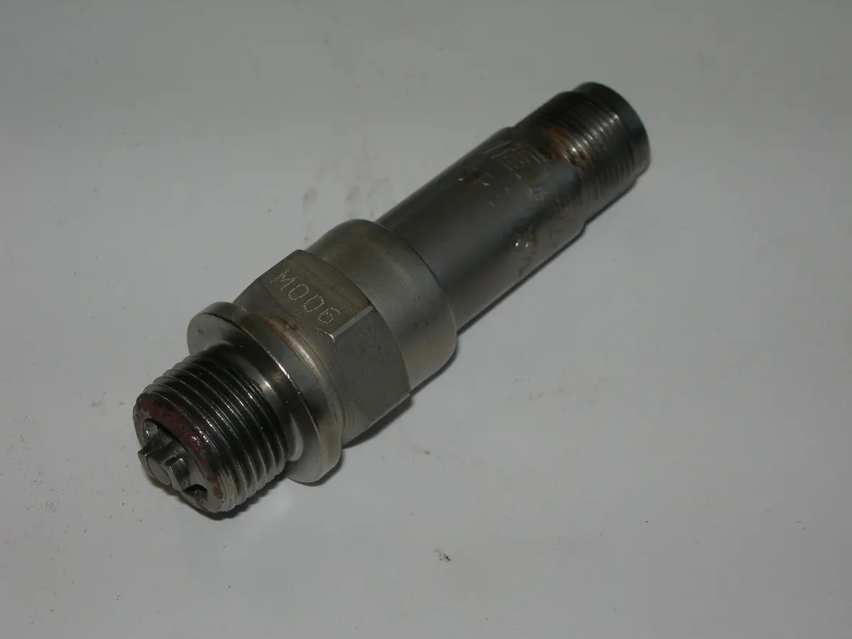 Spark Plug, Massive - Short Reach - 3/4" Top - Tempest 1