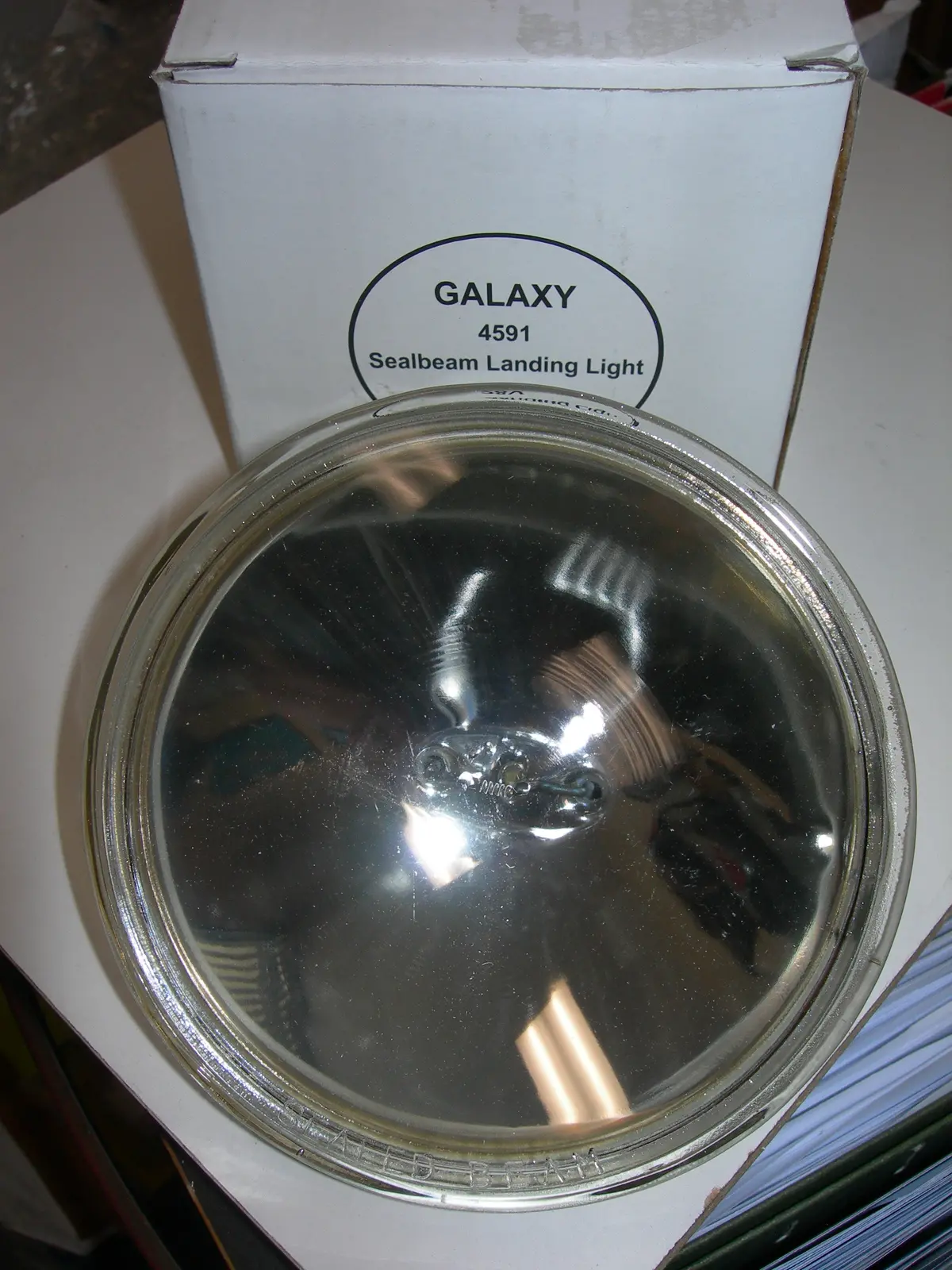 Lamp, 28V - 100 Watt - Par 36 - Screw Base - Landing/Taxi 1
