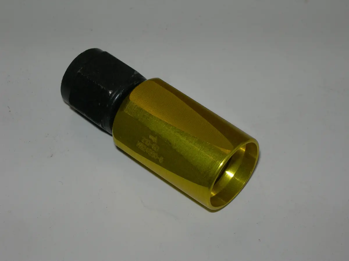 Fitting, Straight - Flared - High Pressure - #6 - Aeroquip (Eaton) 1