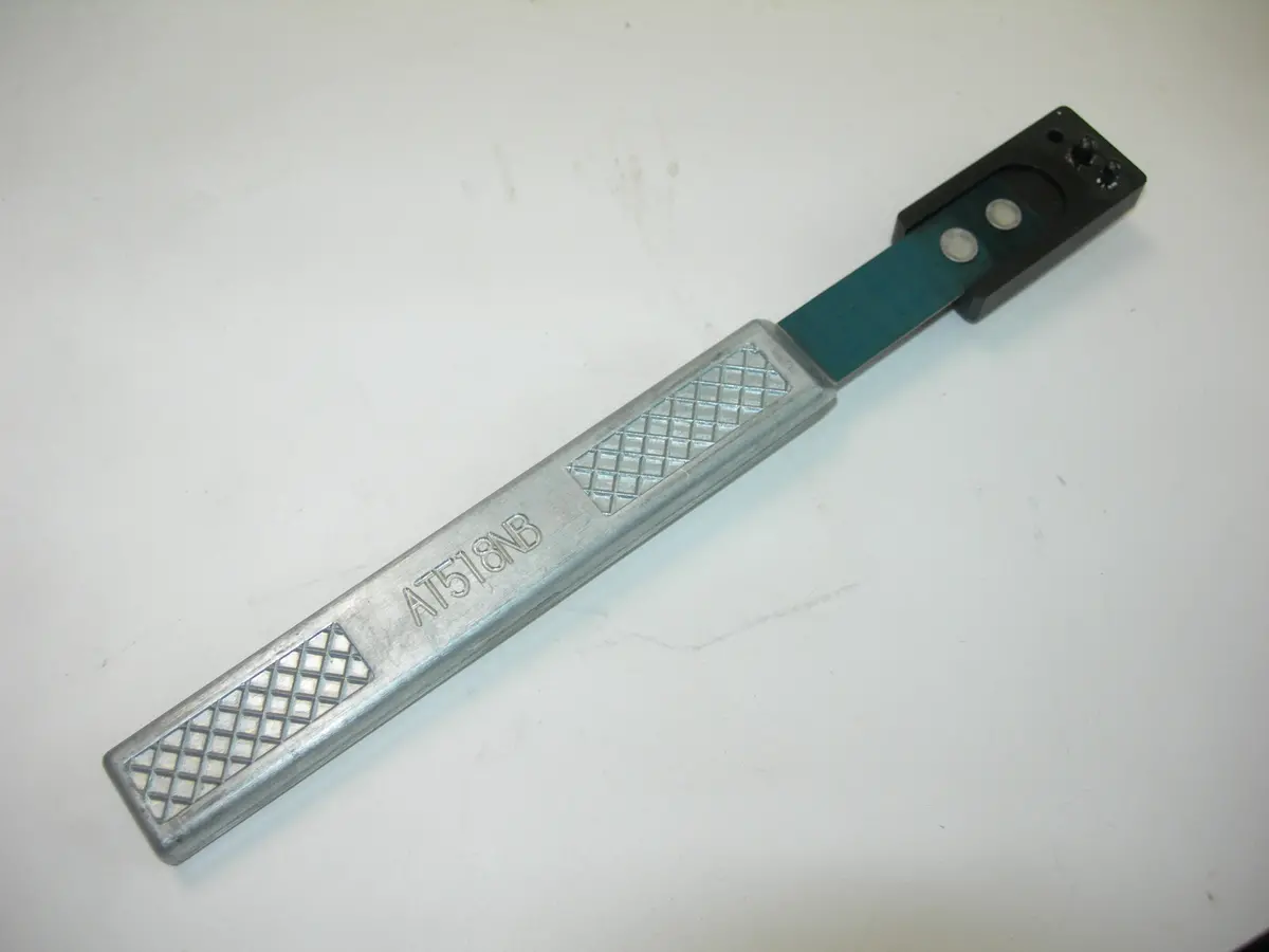Fixture, Nutplate - Miniature - Double Wing - #6 1