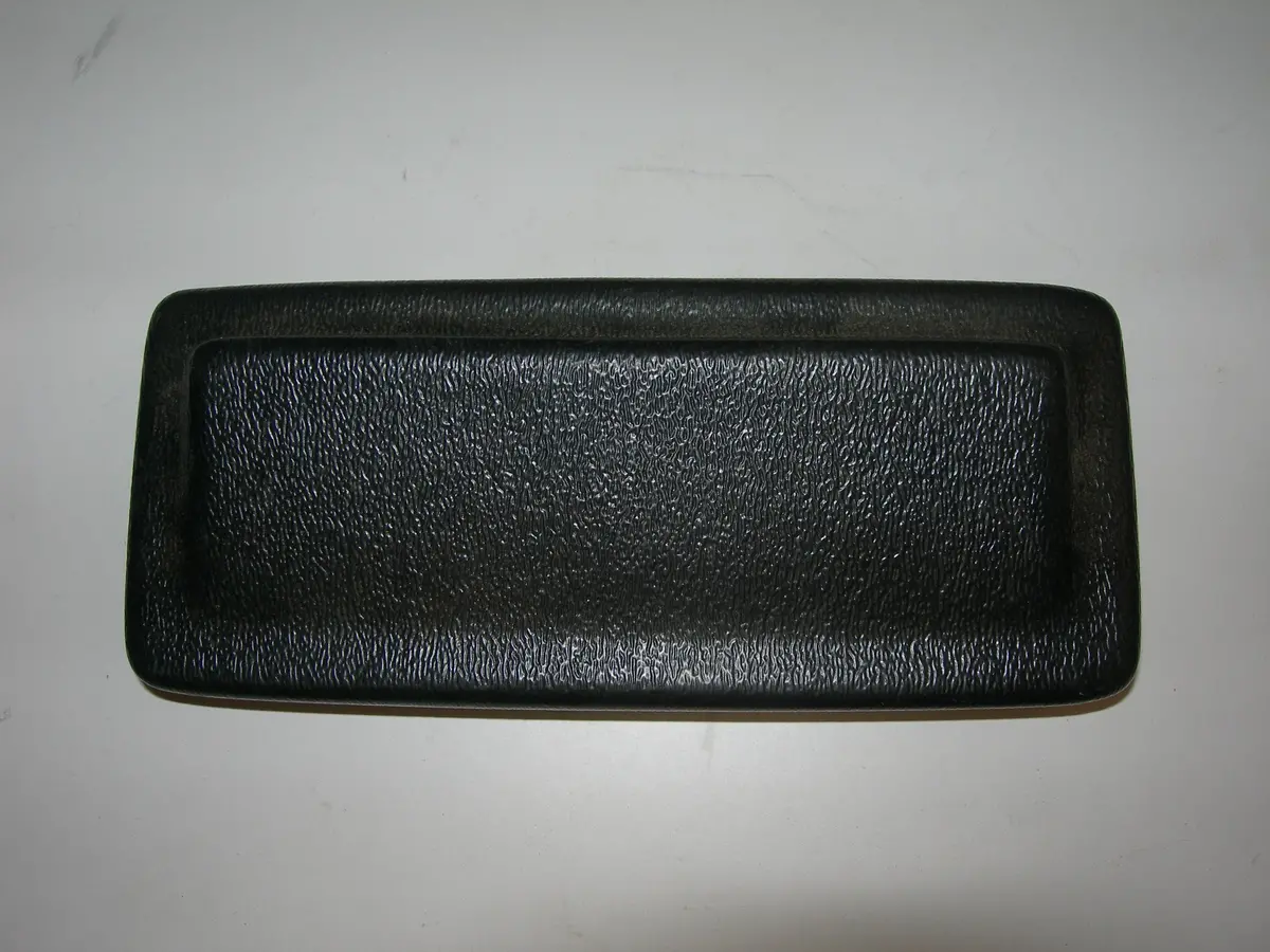 Cover, Trim - Radio Cooling - Black - Vantage 1