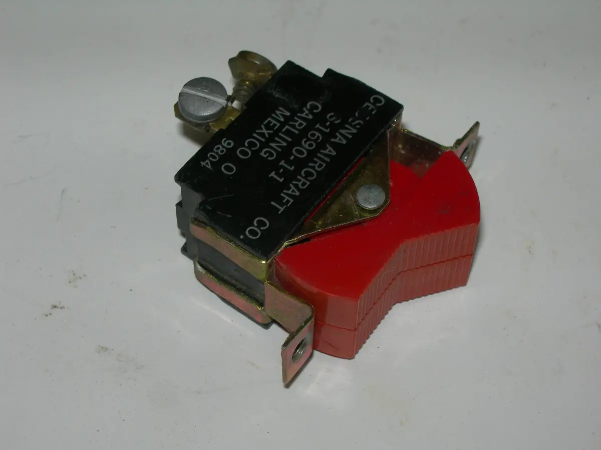 Switch, Rocker - Master - Dpst - Red 1