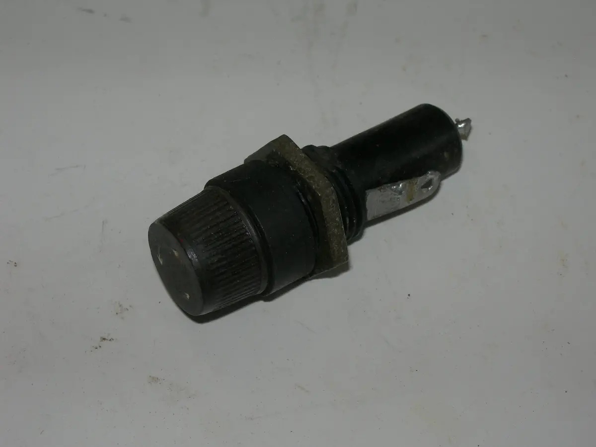 Holder, Fuse - Ags Fuse - Buss Hcm - With Cap 1
