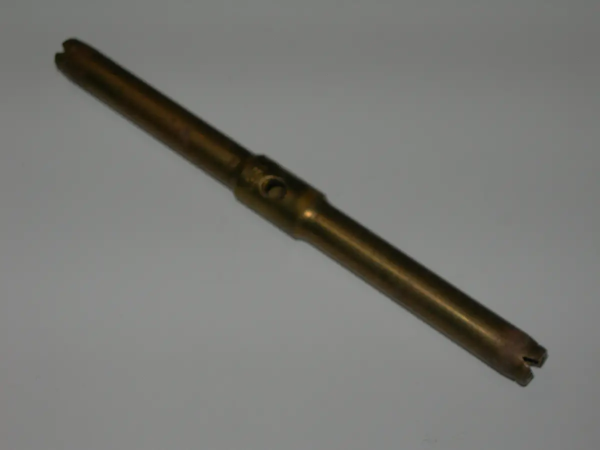 Barrel, Clevis - 10-32 D - 4" Ol - Brass 1