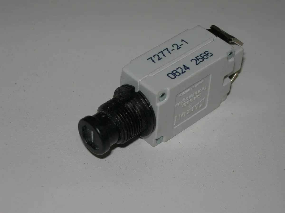 Breaker, Circuit - Push/ Pull - 1 Amp - Klixon 1