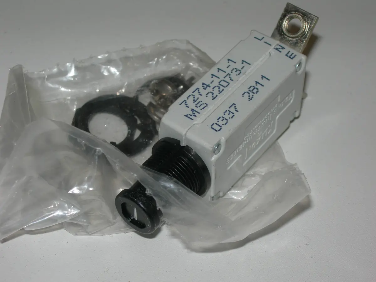 Breaker, Circuit - Push/Pull - 1 Amp - Klixon 1
