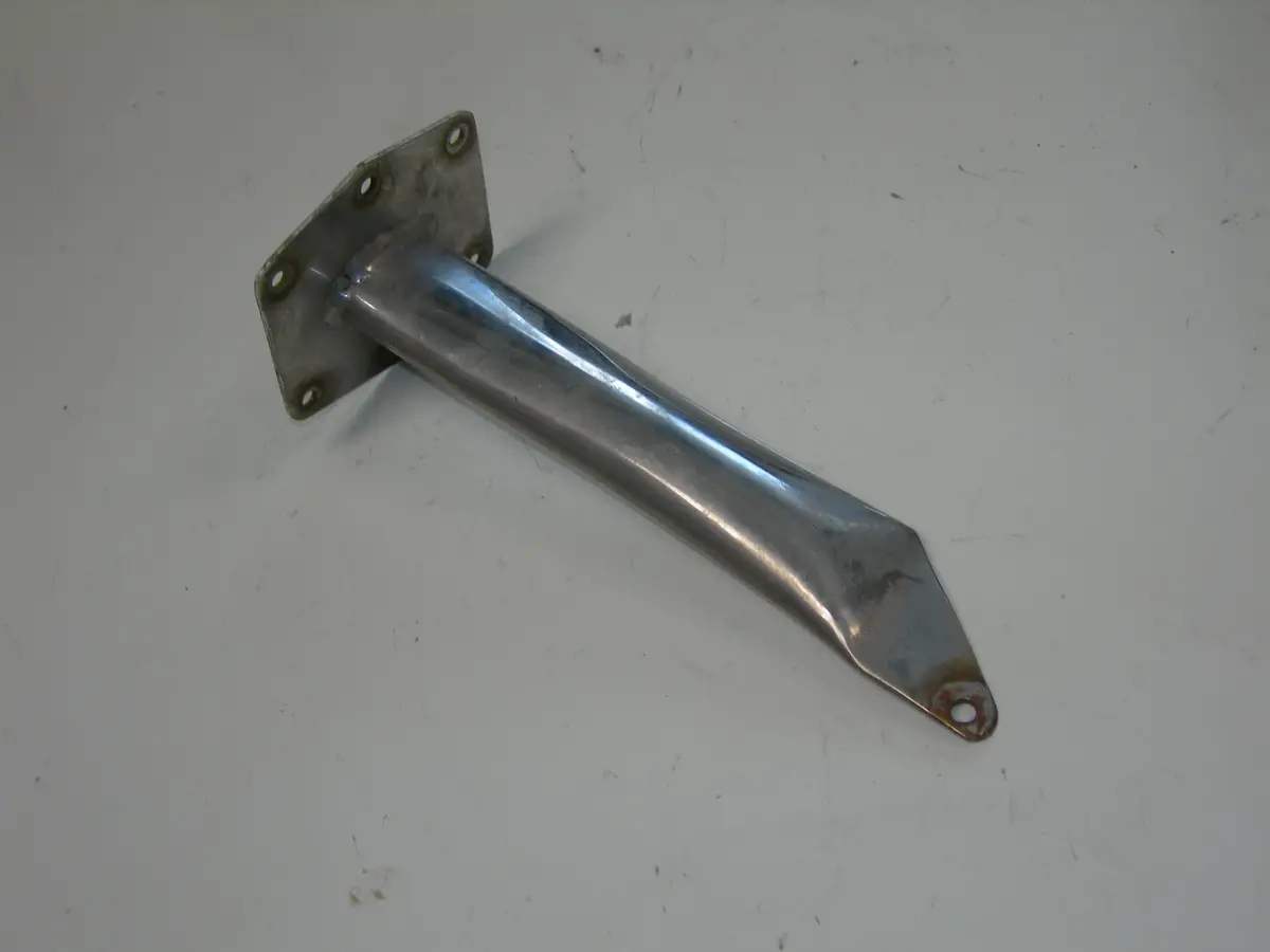 Tower, Adf - Antenna - 7" Aft - Beechcraft 1