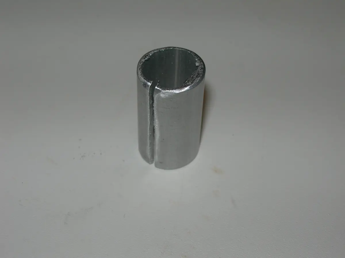 Bushing, 15/32" Od - 3/8" Id - 7/8" Ol - Aluminum 1