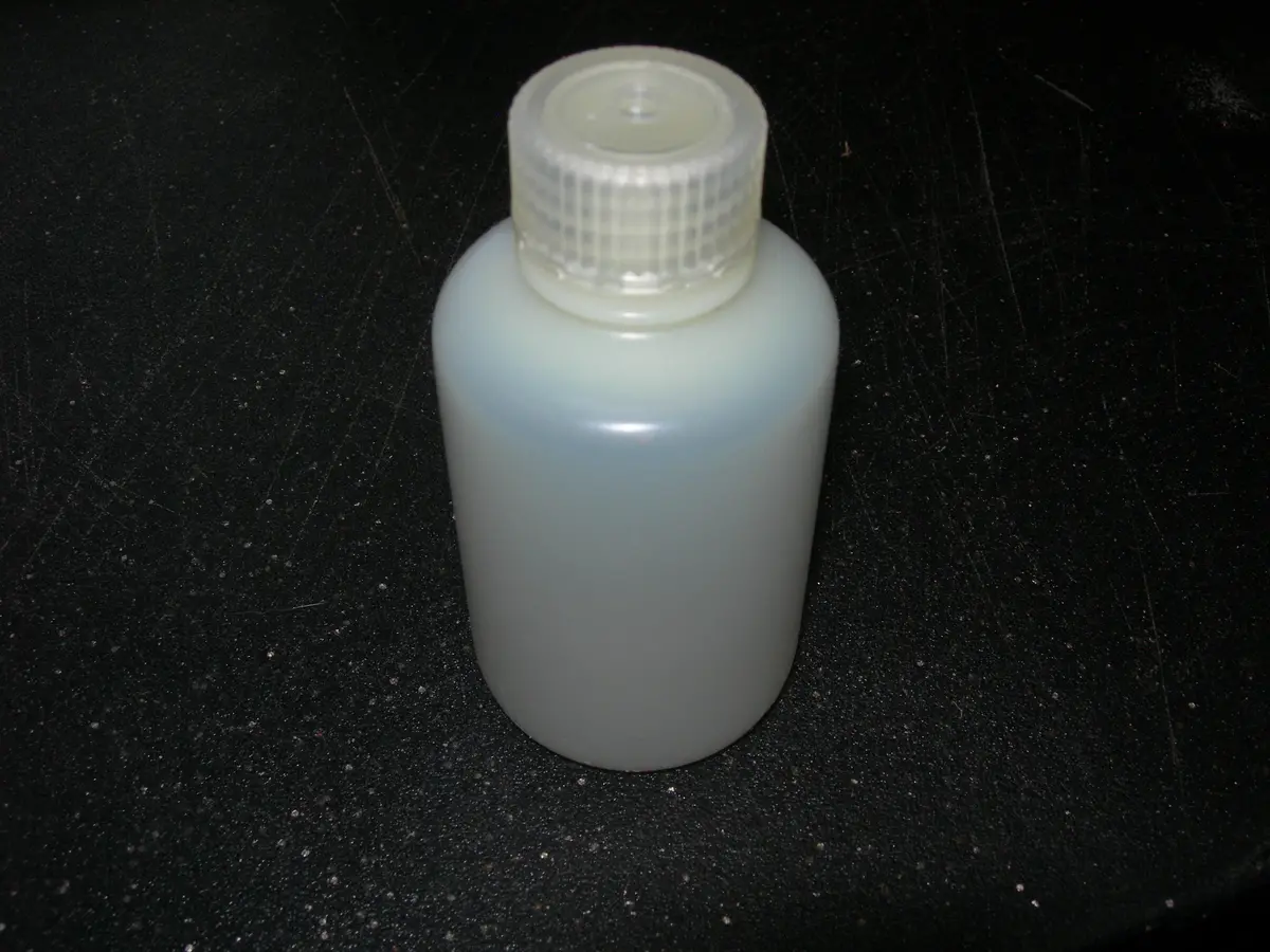 Bottle, Plastic - 4 Ounce - With Plastic Cap 1