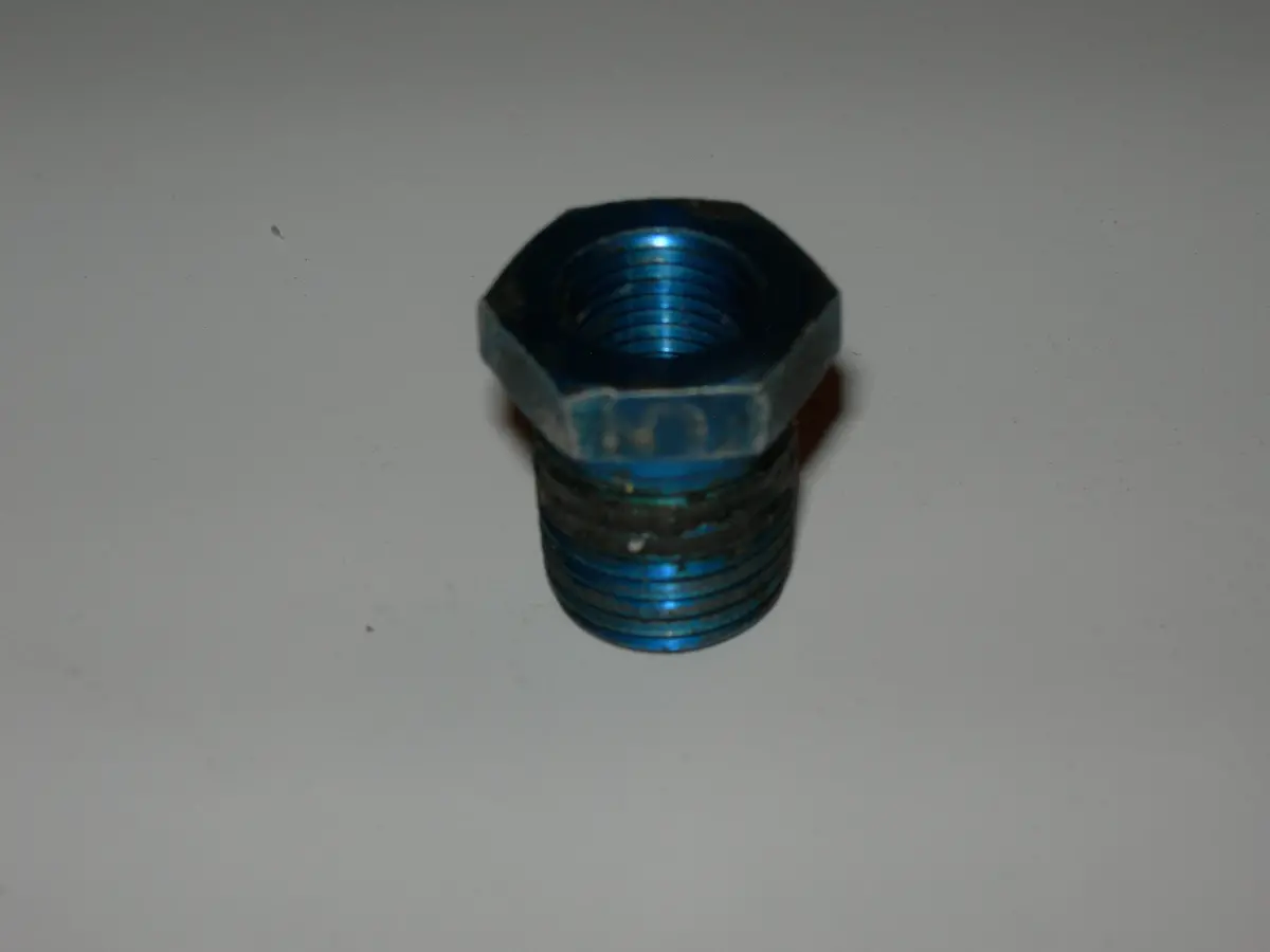 Bushing, Reducer - Pipe/Pipe - 1/8" Female Npt - 1/4" Male Npt 1