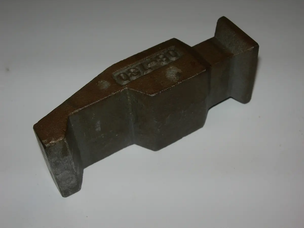 Bucking Bar - 4" X 1 1/2" X 1" - 1 1/2" X 1" Face - Ductile Iron 1