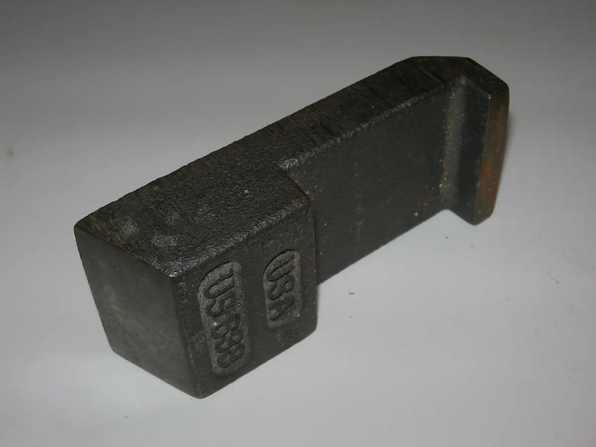 Bucking Bar - 4" X 1 3/4" X 1" - 1 3/4" X 1" Face - Ductile Iron 1