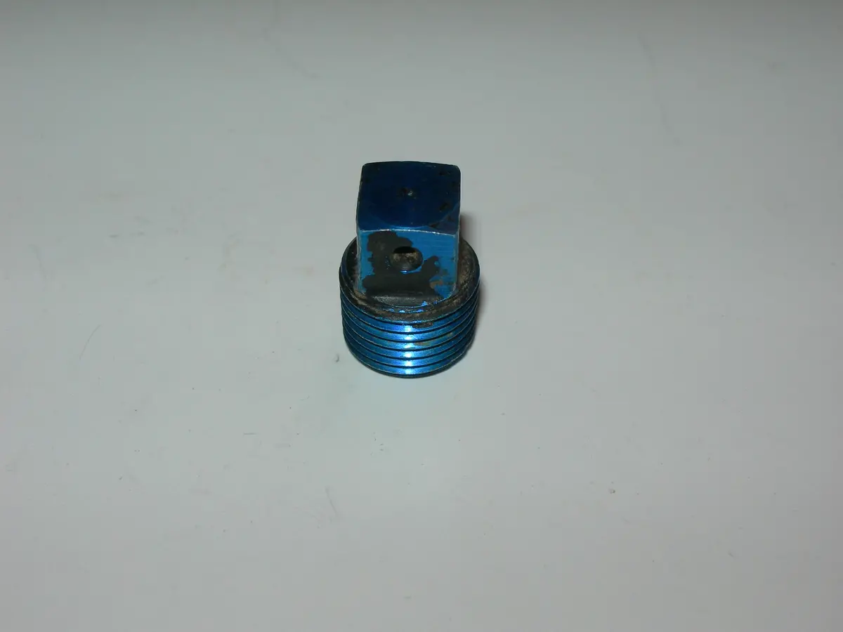 Plug, Internal - Square Head - Drilled - 1/8" Npt 1