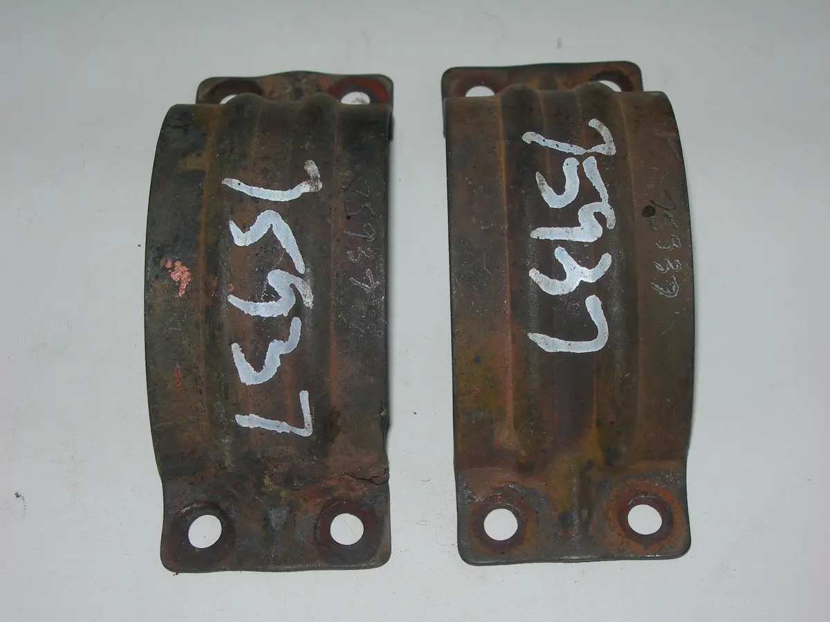 Clamp, Exhaust - 2 1/2" Id - Two Beads - 4 Bolt Holes 1