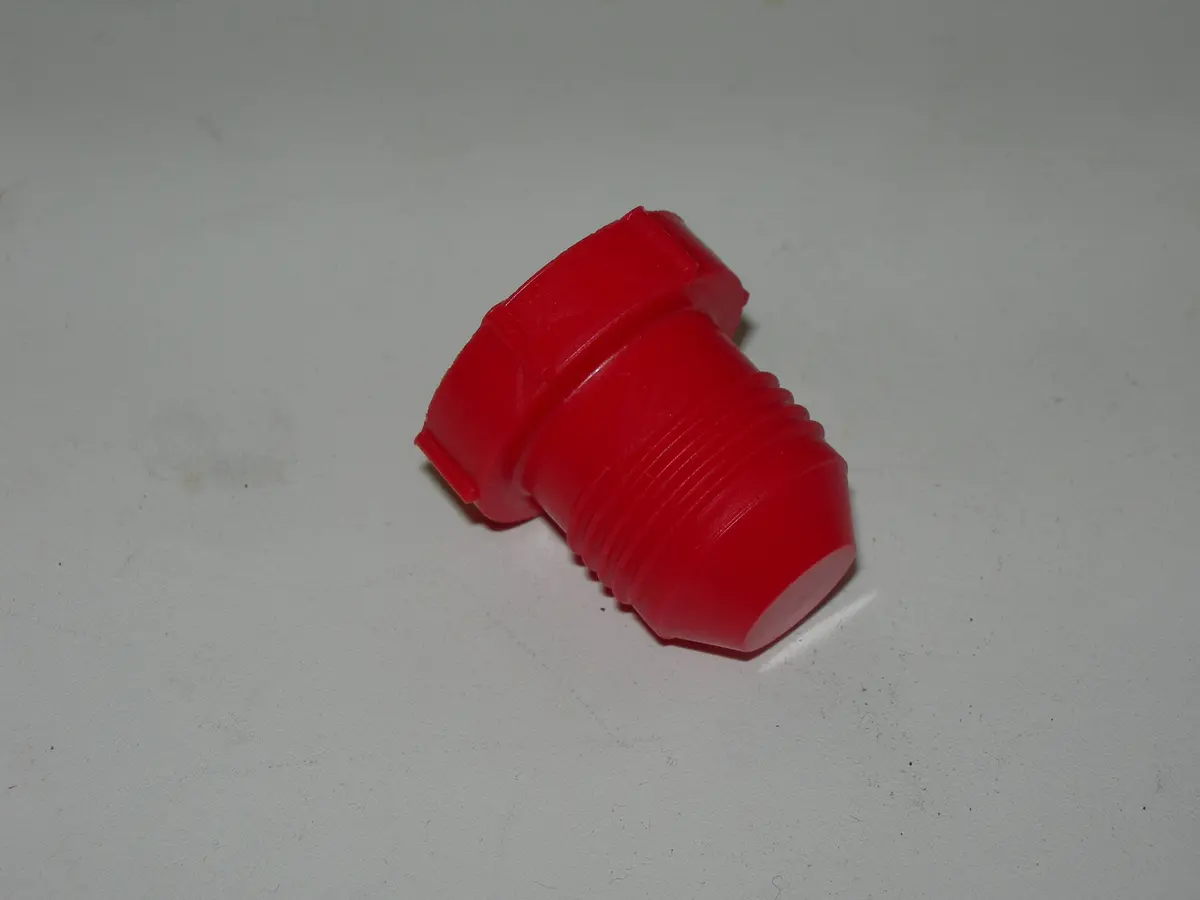Plug, Cap - Hose - 3/4-16 Flared - Red Plastic 1