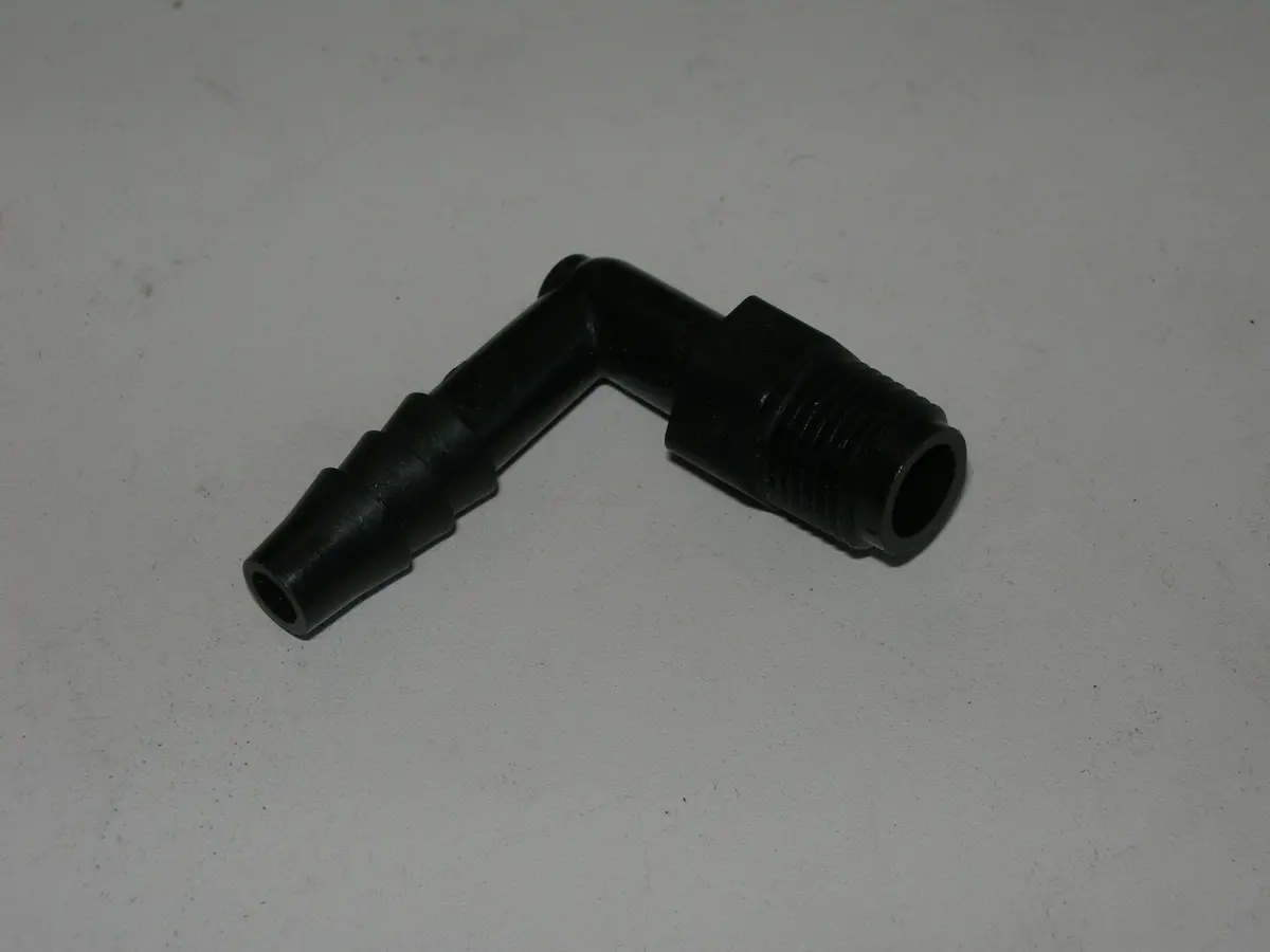 Fitting, Elbow, 90' - 1/4" Tube To 1/8" Pipe - Black Polyethylene 1
