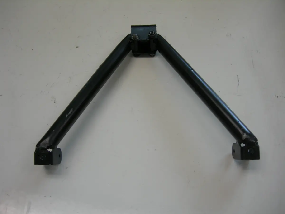 Brace, Assembly - Toe Brakes -Pa28/32 1