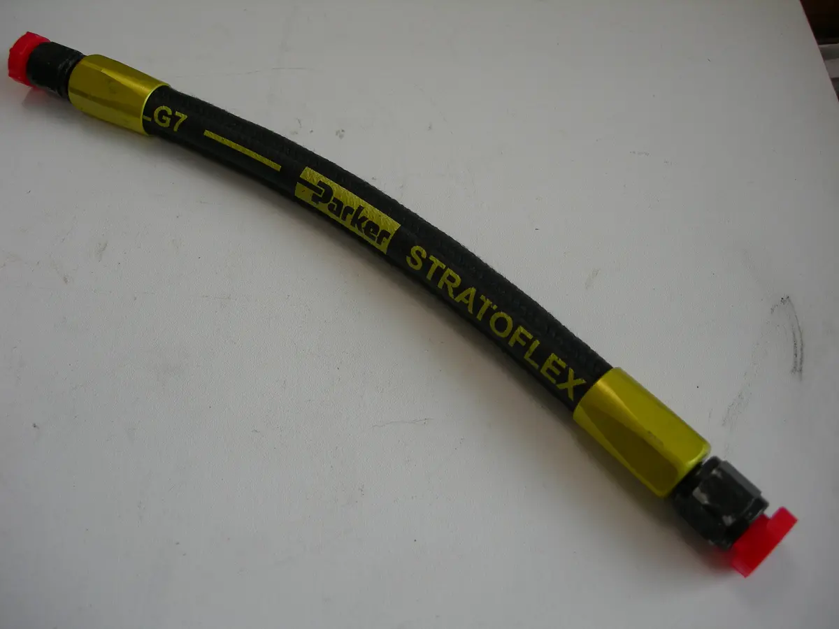 Airward Fuel Flex Hose Assembly - #4 - 9 1/4" Total Length 1