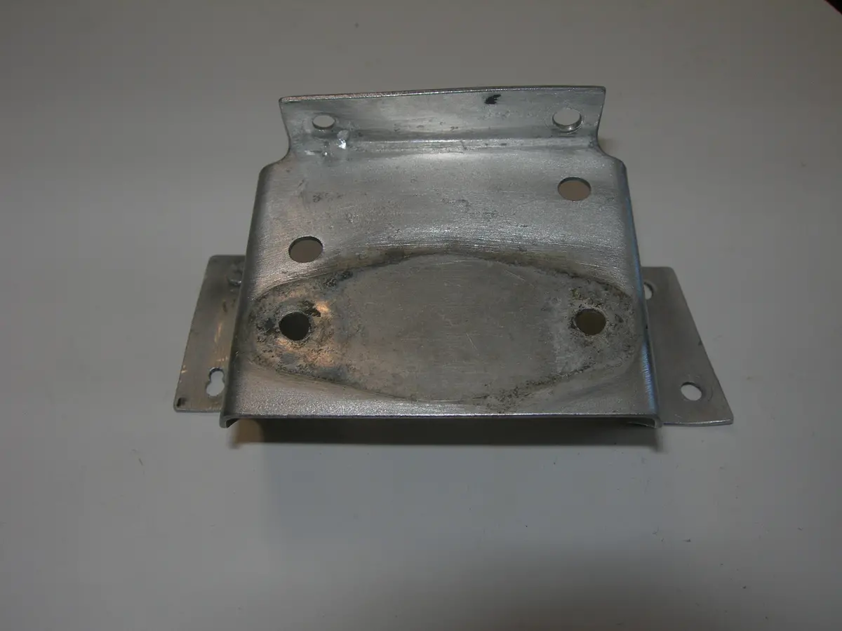 Mount, Shock - Cowl - Bracket - Cessna 172 1