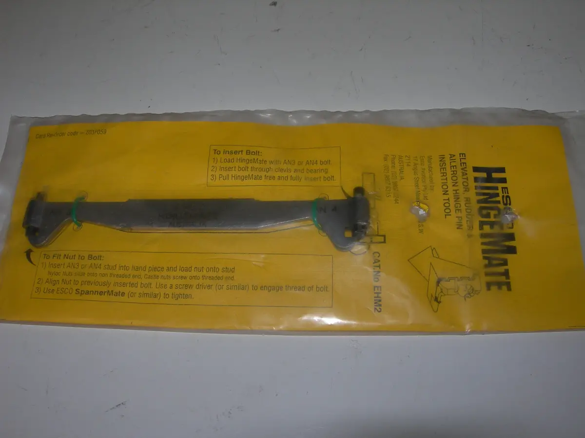 Tool, Hinge Bolt Insertion 1