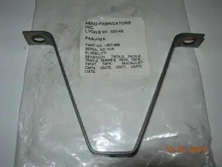 Bracket, Spinner 1