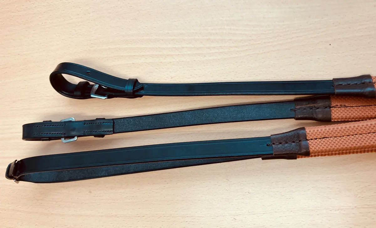 English Leather Rubber Grip Race Reins 1