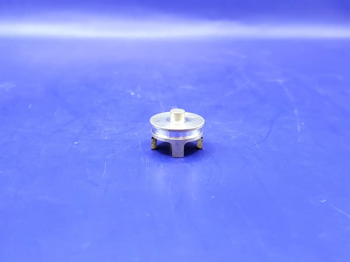 Ten003210: Clamp For Shuttle Valve 1
