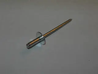 Rivet, Pull - Big Head - 1/8D - .188 To .250 Grip - Aluminum Head & Stem 1
