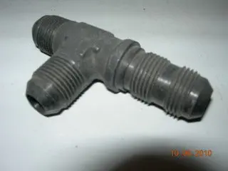 Tee, Bulkhead On Run - Flare/Flare/Flare - 1/2" Tube Od - Steel 1